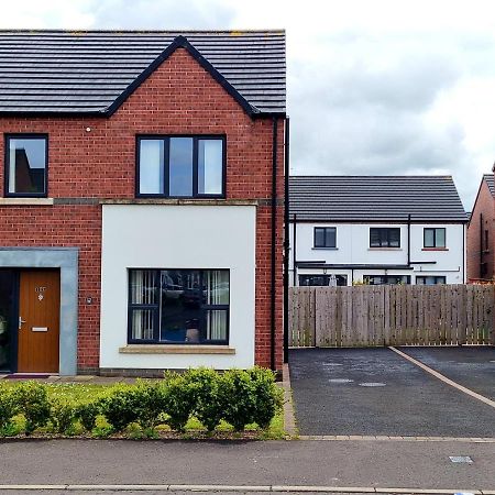 Modern 3 Bedroom Semi Detached Home Limavady Luaran gambar