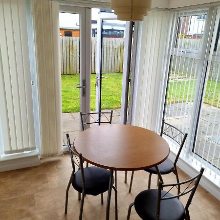 Modern 3 Bedroom Semi Detached Home Limavady Luaran gambar
